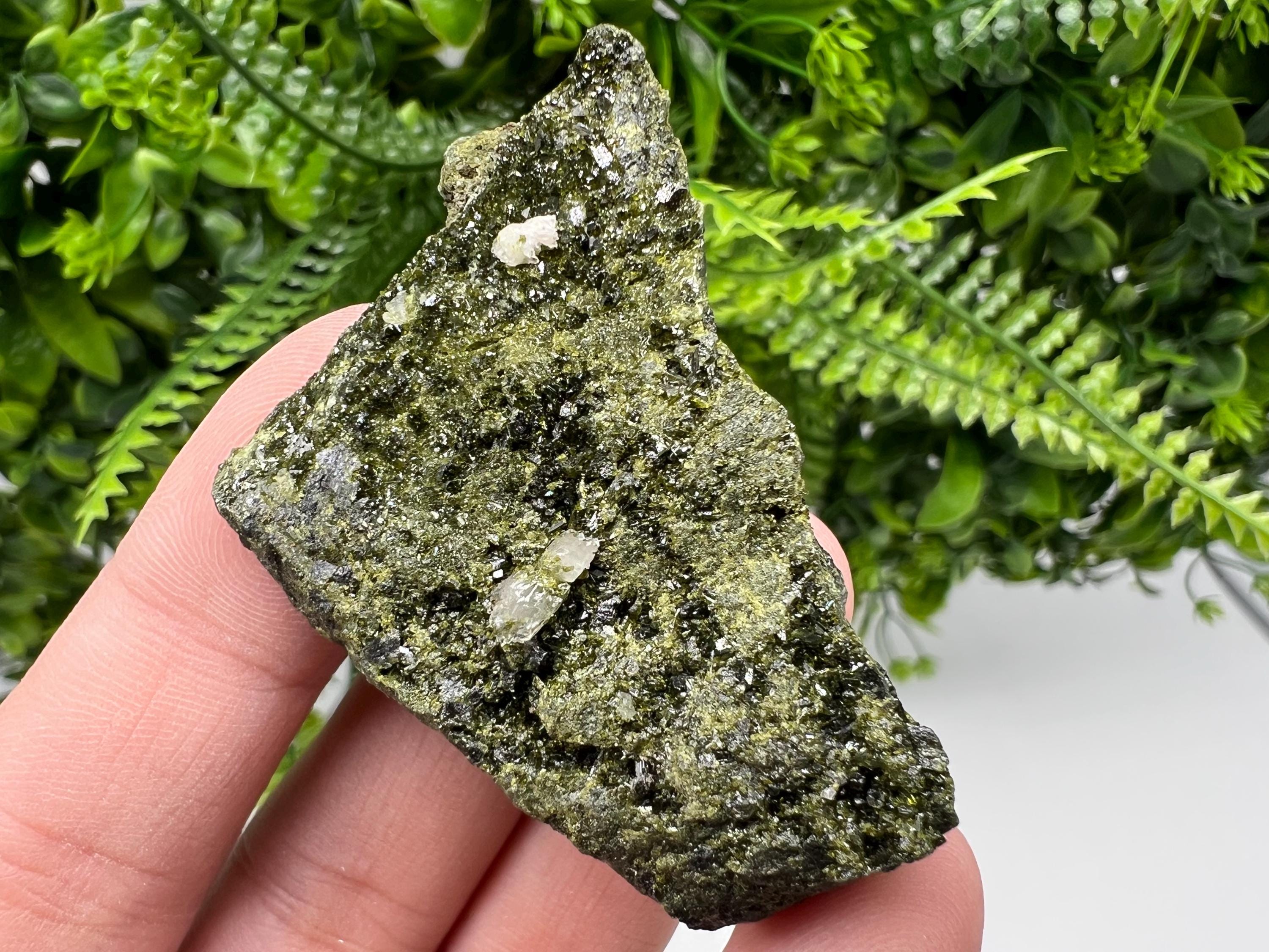 Stunning,Epidote with Quartz from Hakkari Turkey,Rainbow EPIDOTE,Mineral,Collection,Collection’s,GIFT,Epidote Crystal,Epidote from Turkey