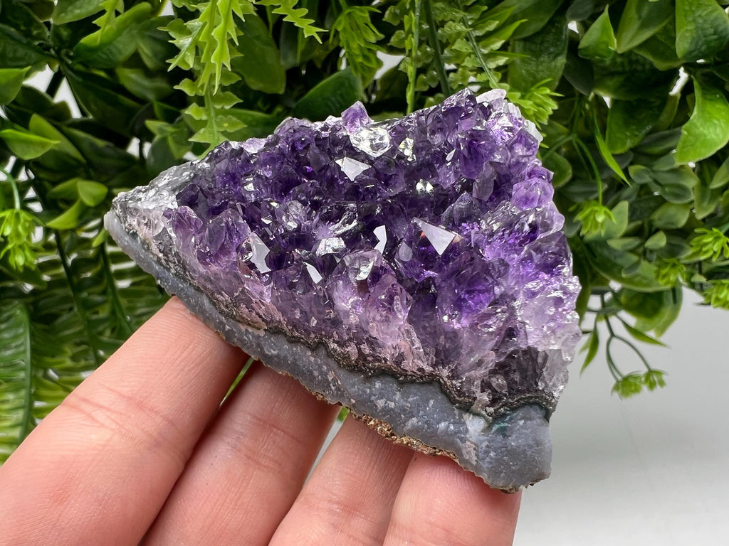 Stunning,Purple Amethyst from Uruguay,Natural Amethyst,Purple crystal,Pyrple Quartz,Crystal from Uruguay,Home decor,Energy crystal,Phantoms