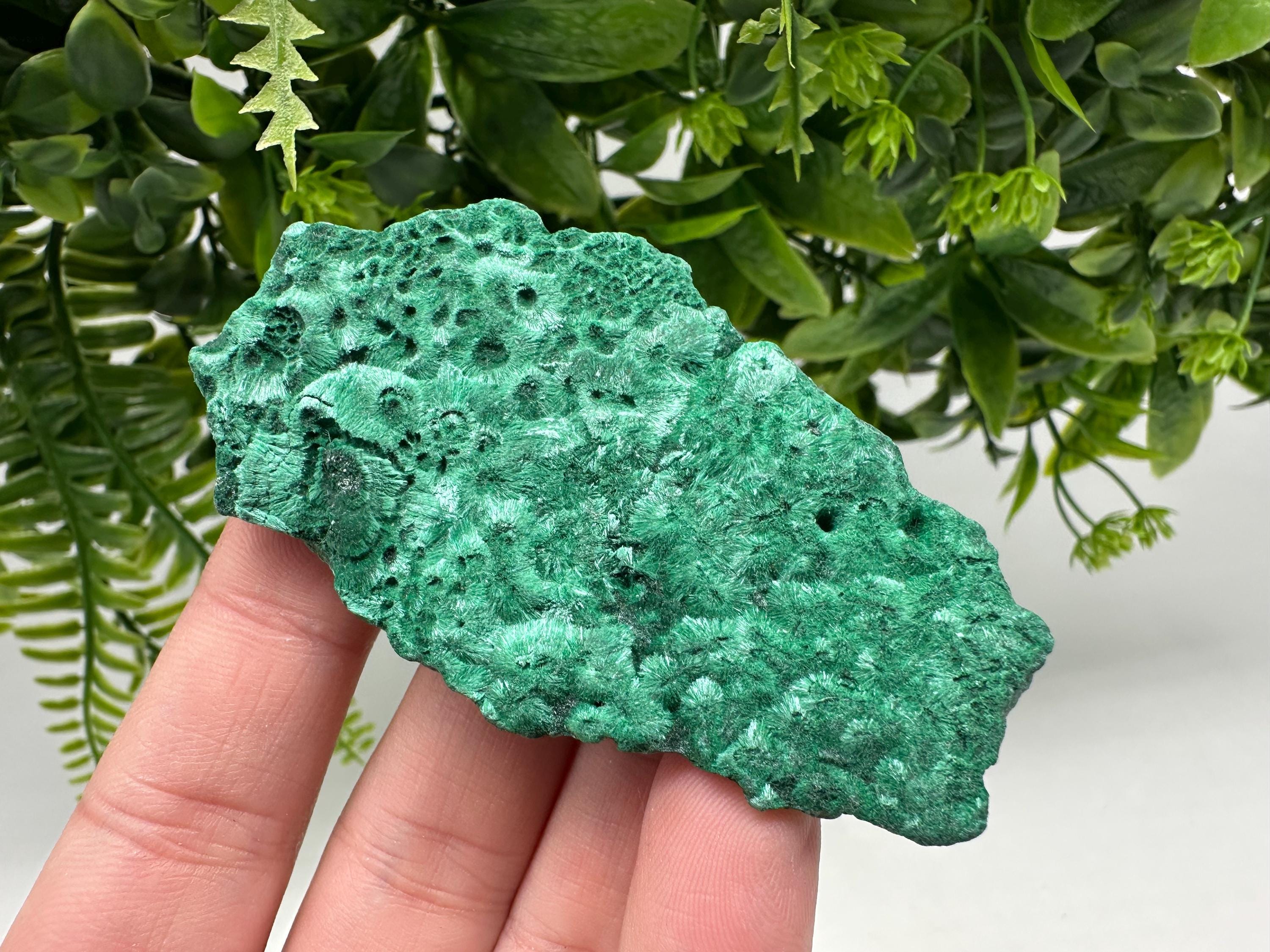Polished Green Malachite Crystal from Congo, Natural Mineral Specimen, Chakra Stone