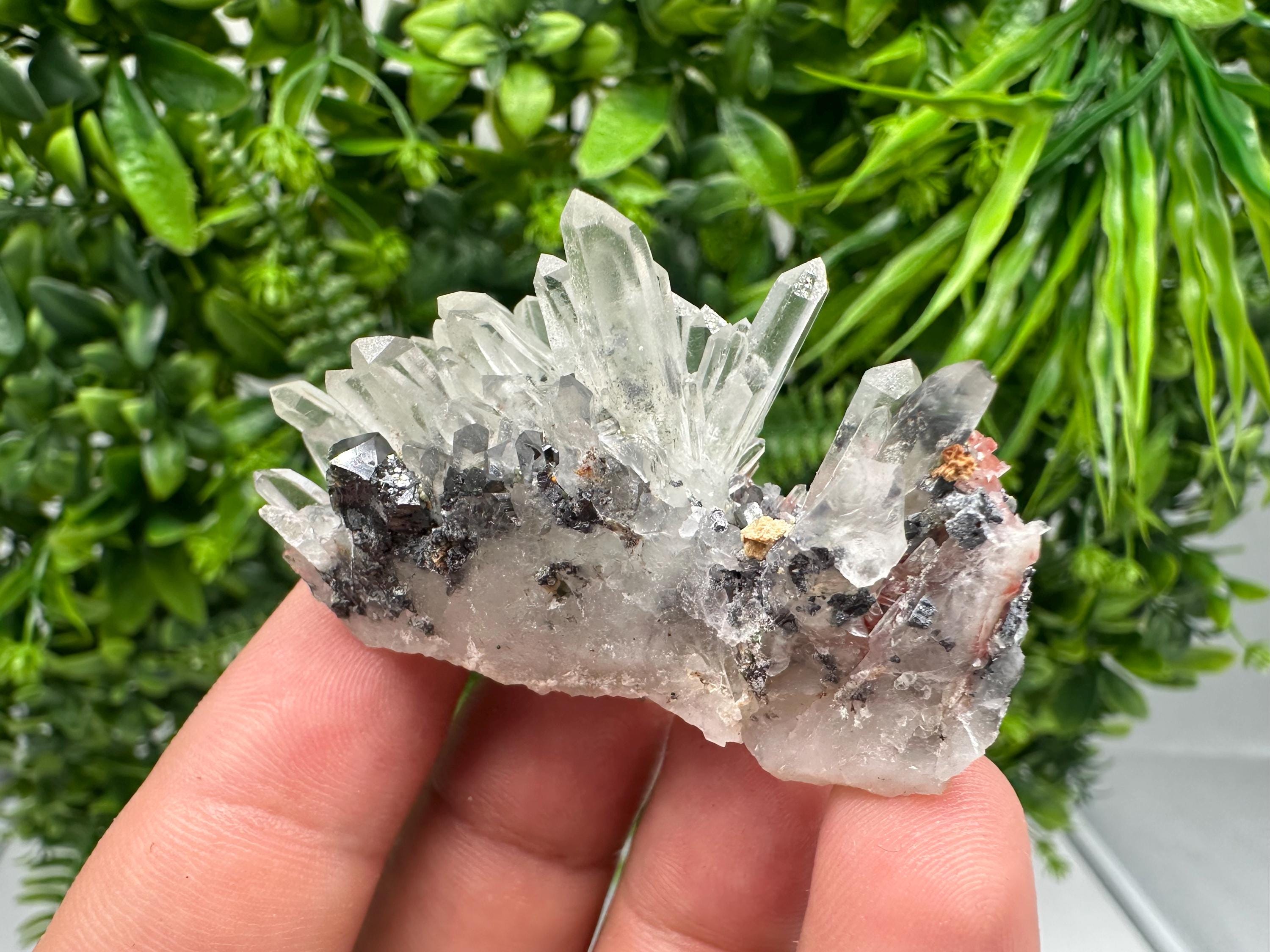 Stunning Quartz whit Sphalerite,Hematite,Iron oxide from 9th September mine,natural,collectible mineral specimen,home decor stone,gift,cryst
