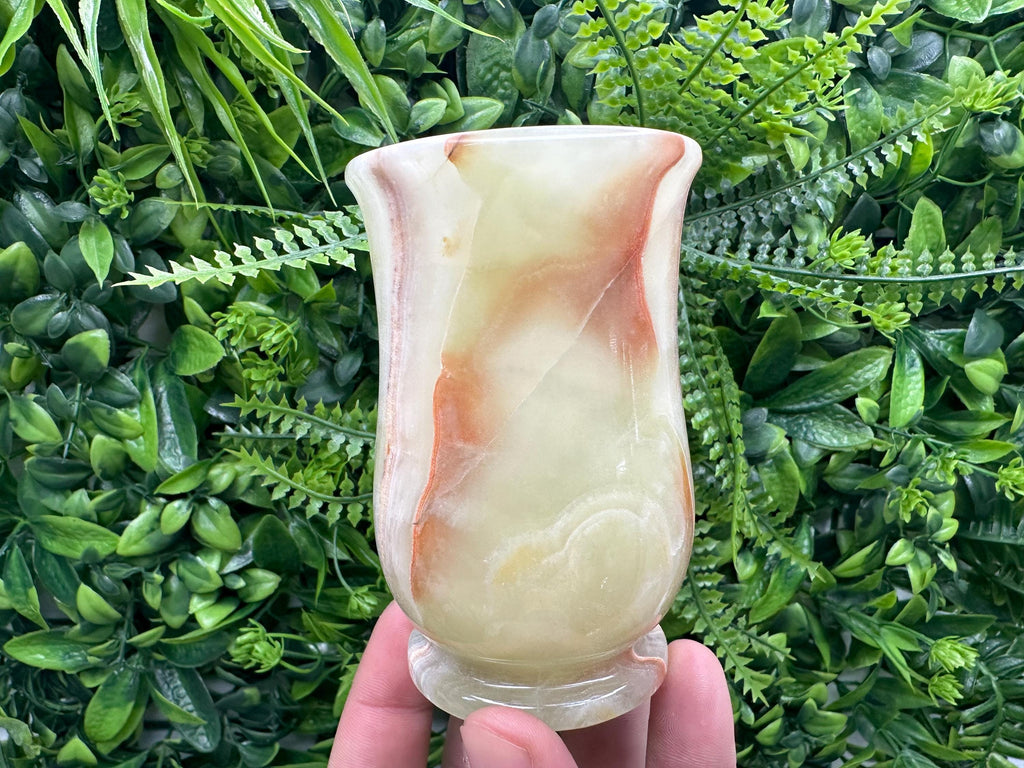 Vintage Onyx Wine Cup: Natural Stone Barware (10cm)