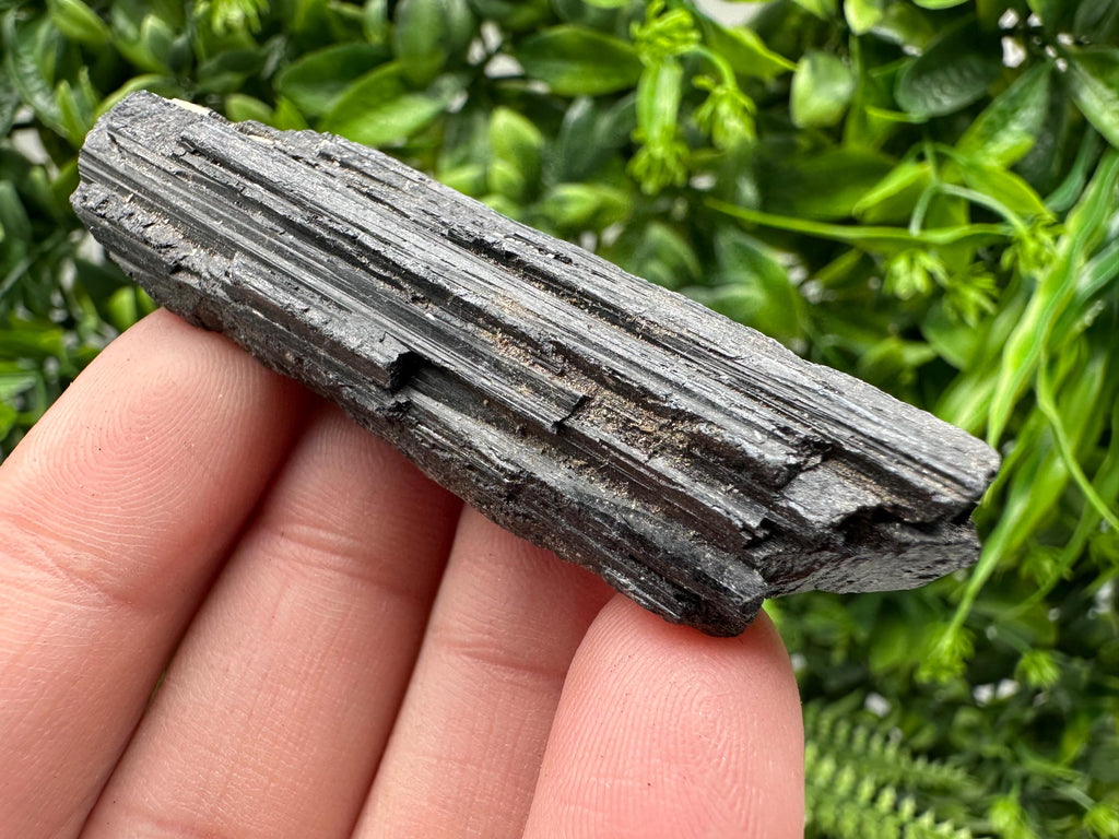 Natural Black Tourmaline Crystal – Raw Protective Stone, Healing Crystal, Grounding Mineral Gift