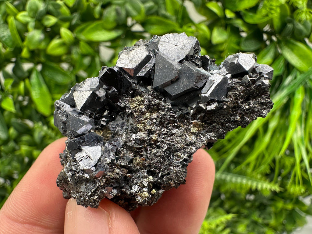 Aesthetic Sphalerite,Galena whit Chlorite from Borieva mine Madan Bulgaria natural minerals souvenir crystal gift home decor stone rock