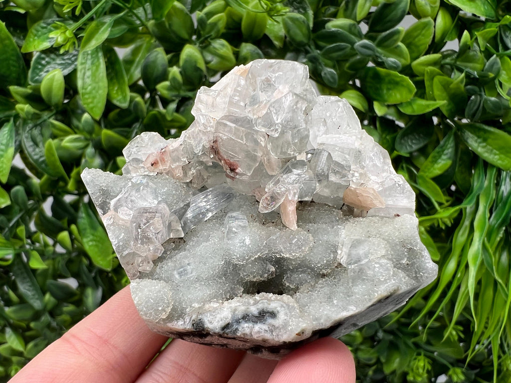 STUNNING Transparent Apophyllite on Chalcedony,natural, collection minerals specimen,India Minerals,Crystal, Stone Mineral Specimens India
