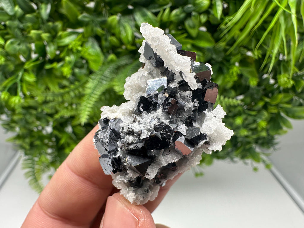 Stunning Quartz whit Sphalerite,Hematite,Iron oxide from 9th September mine,natural,collectible mineral specimen,home decor stone,gift,cryst
