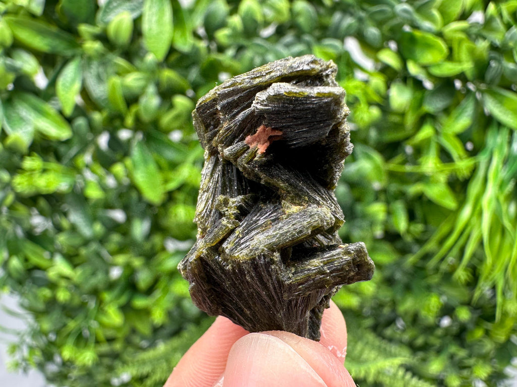 Rare Green Epidote whit Barite From Morocco,Epidote,Mini Collections Epidote,rare mineral Specimen,green epidote,Barite,crystal,Morocco min