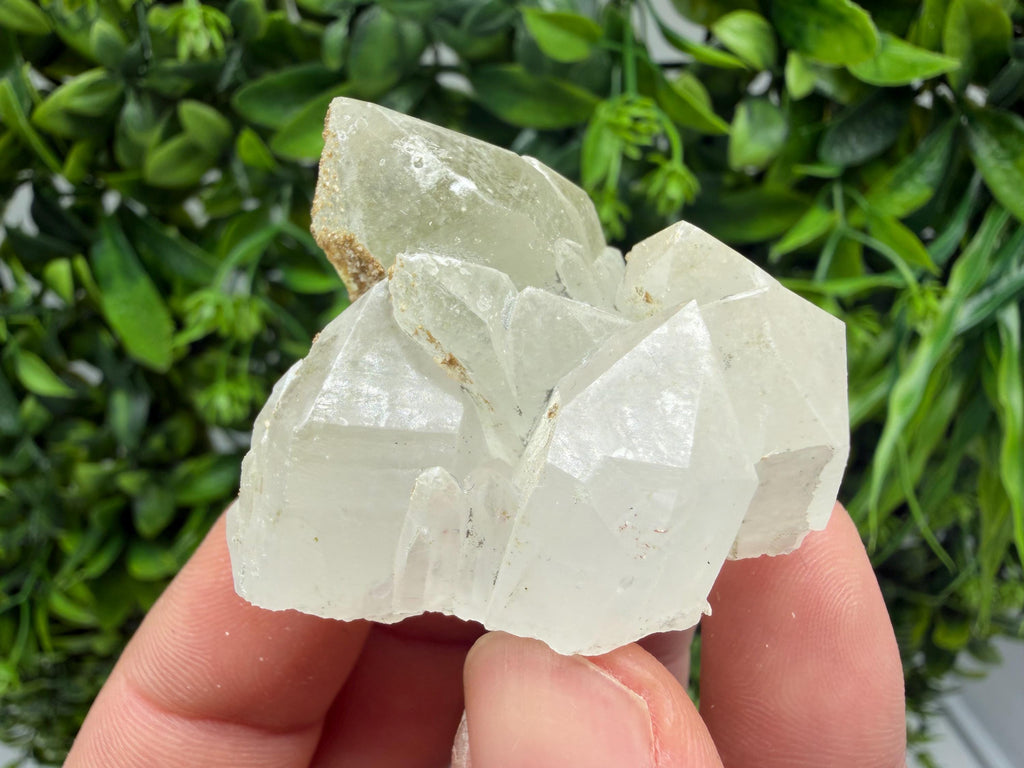 Wonderful Transparent Quartz whit Chlorite ,From 9th September mine,Madan,Bulgaria,Quartz,Quartz crystal,mineral specimen,collection quartz