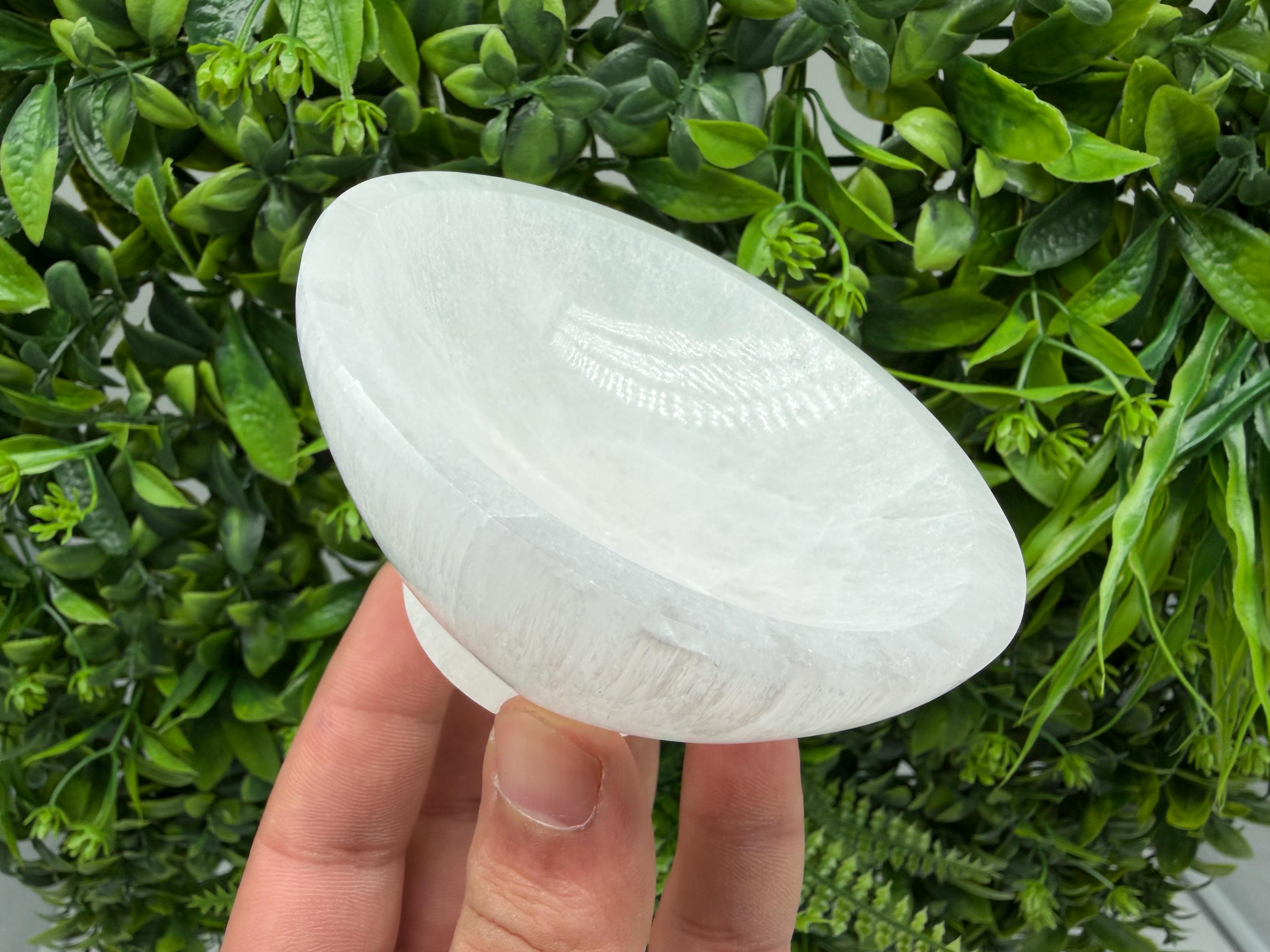 Selenite Crystal Charging Bowl – Natural Hand-Carved Cleansing Dish for Altar Decor