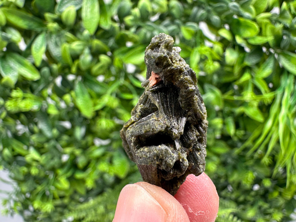 Rare Green Epidote whit Barite From Morocco,Epidote,Mini Collections Epidote,rare mineral Specimen,green epidote,Barite,crystal,Morocco min