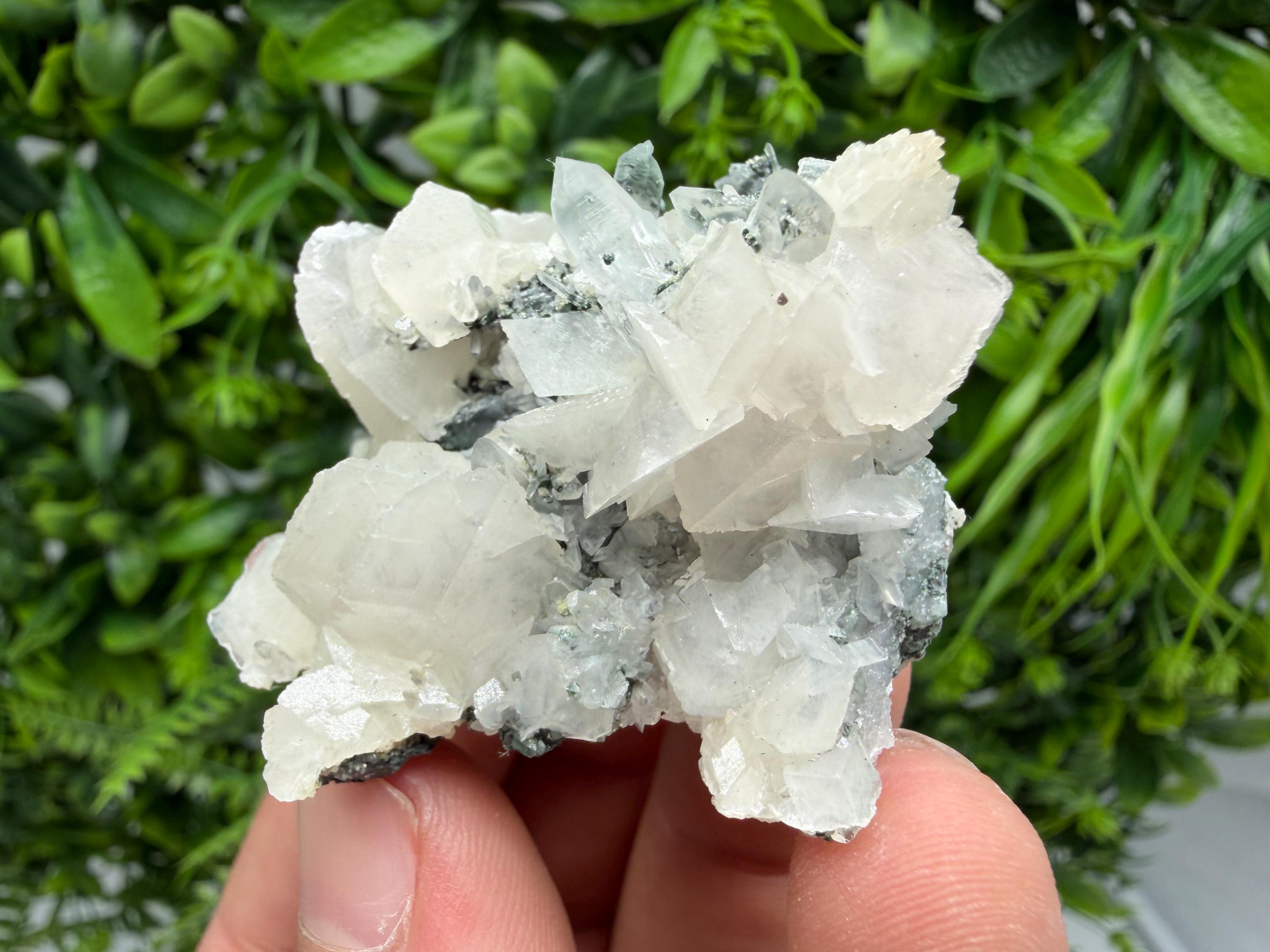 Wonderful Calcite,Quartz on Chlorite matrix,from Borieva mine,Madan,Bulgaria,natural collection mineral specimen,rare crystal,home decor