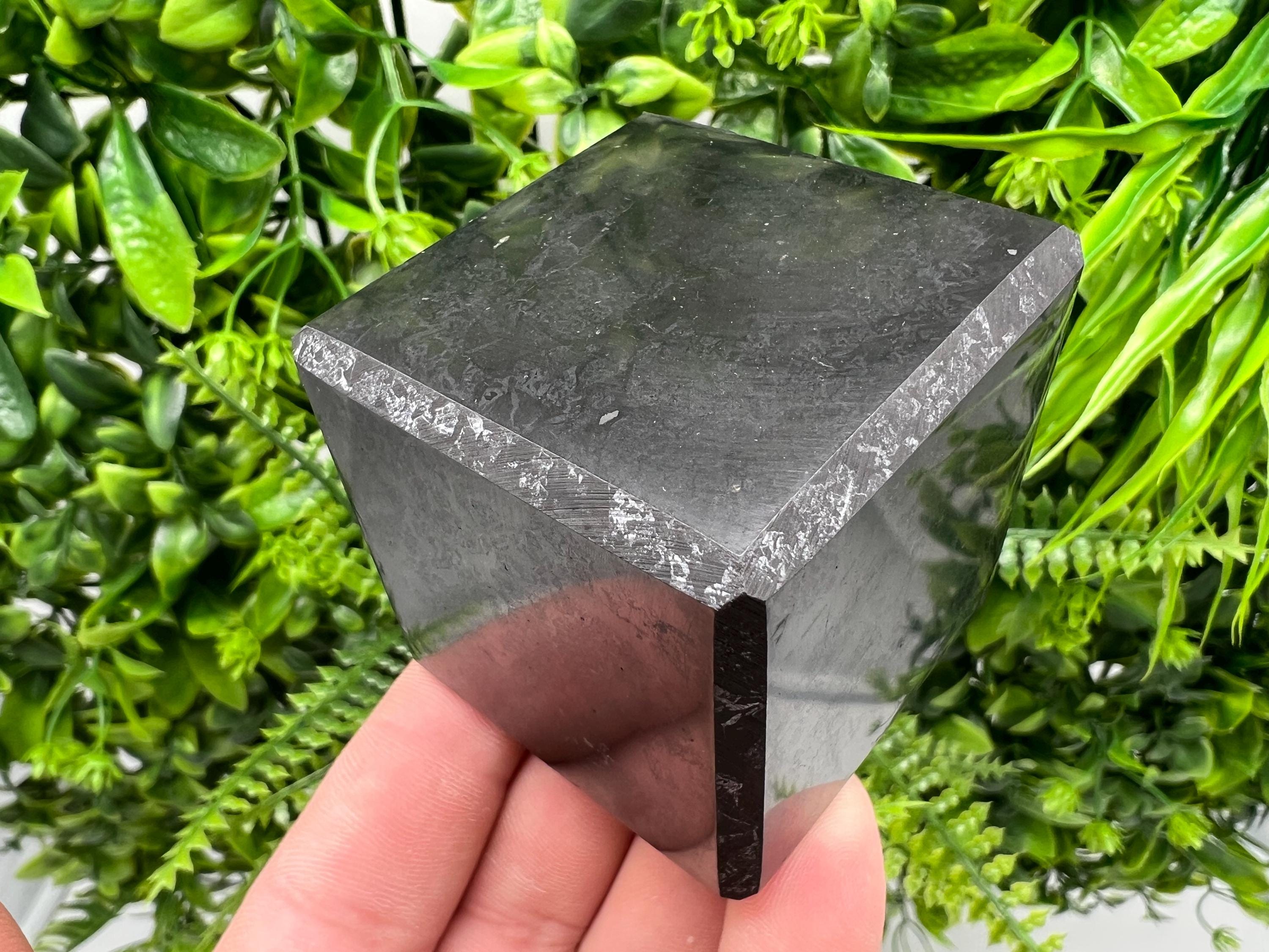 Shungite Crystal Cube (5cm): EMF & 5G Protection, Healing Stone