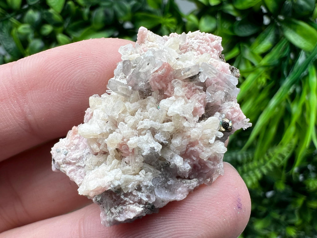 Pink Rhodochrosite Crystal: Starnica Mine, Bulgaria