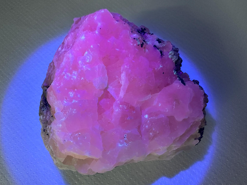 UV Mangano Calcite: Borieva Mine, Bulgaria Crystal Decor
