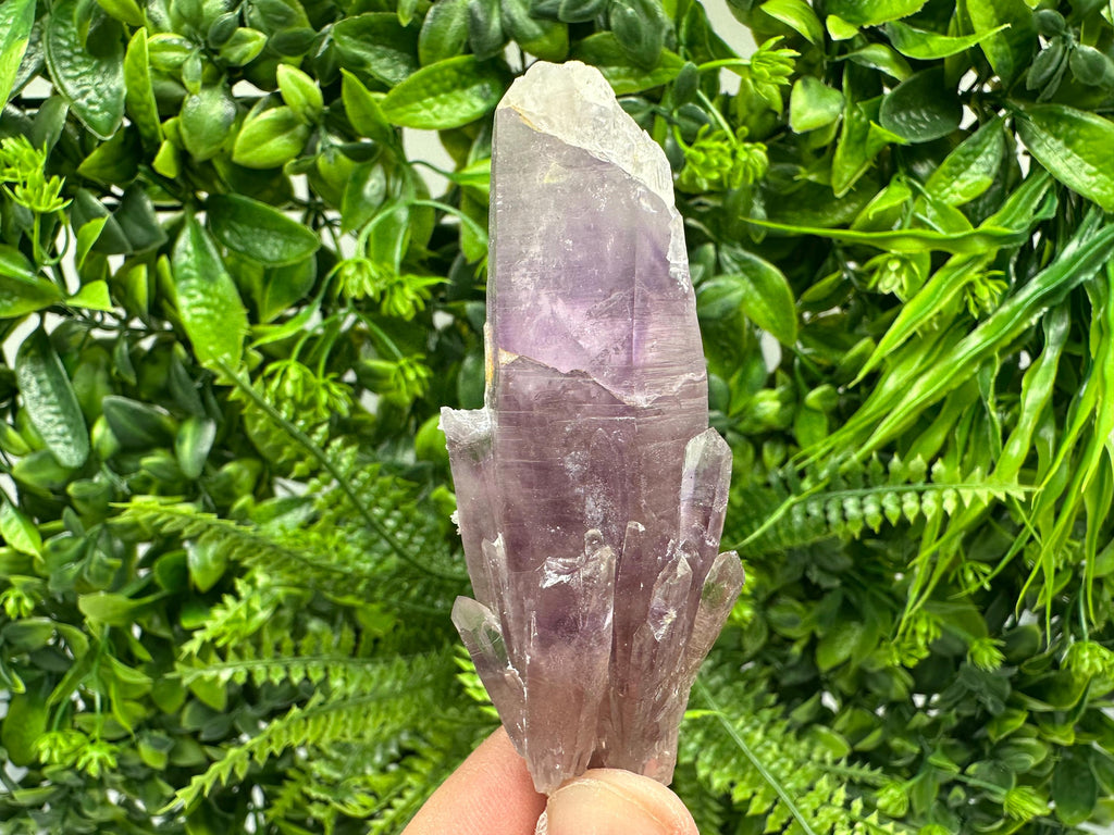Wonderful Amethyst Phantom whit Cérusite, natural minerals souvenir crystal,collectors specimen,rare crystal,rare Amerhyst,gift,souvenir