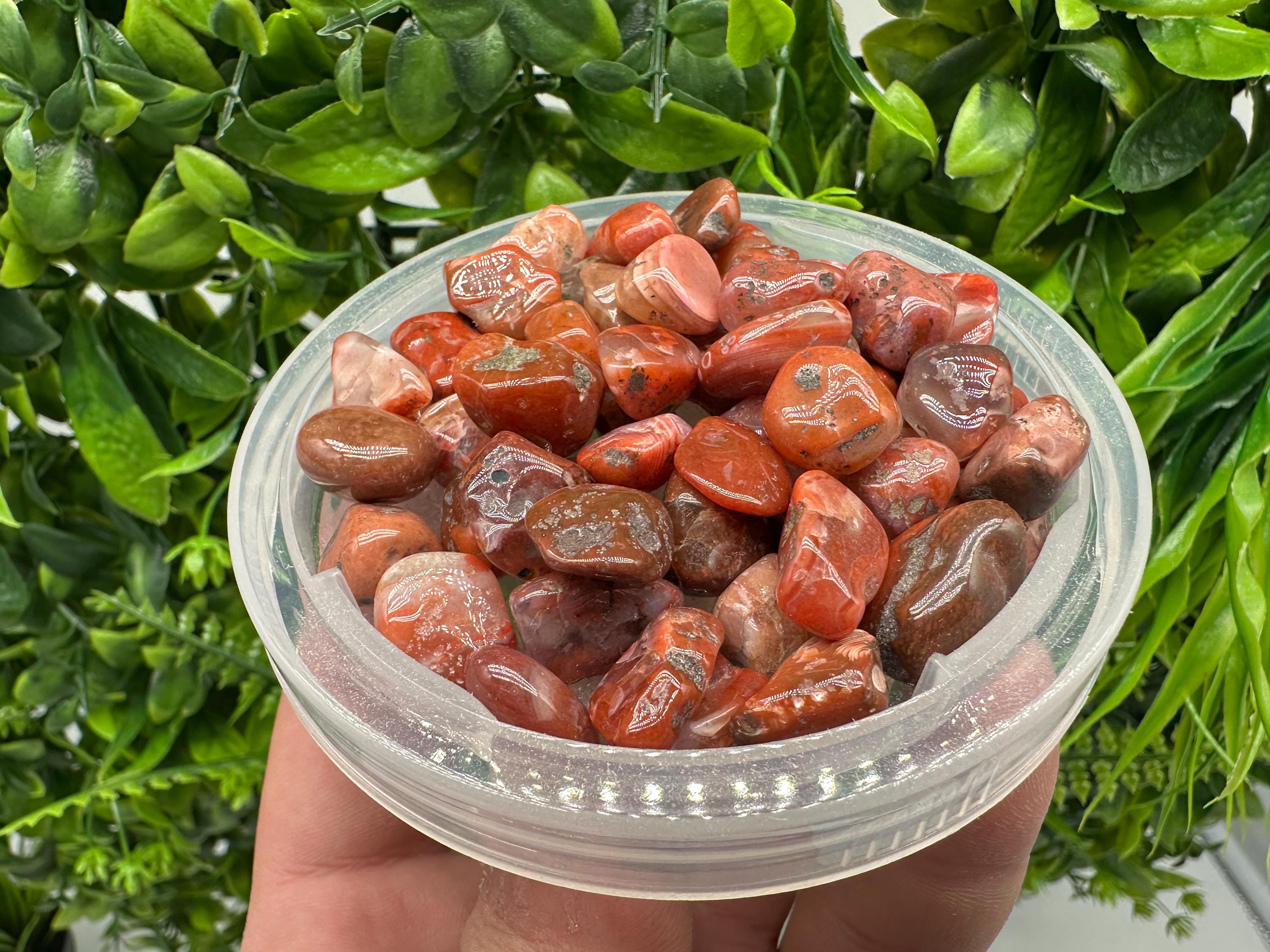 Red Agate Chips: Mini Gemstone Pebbles, Chakra Healing Stones