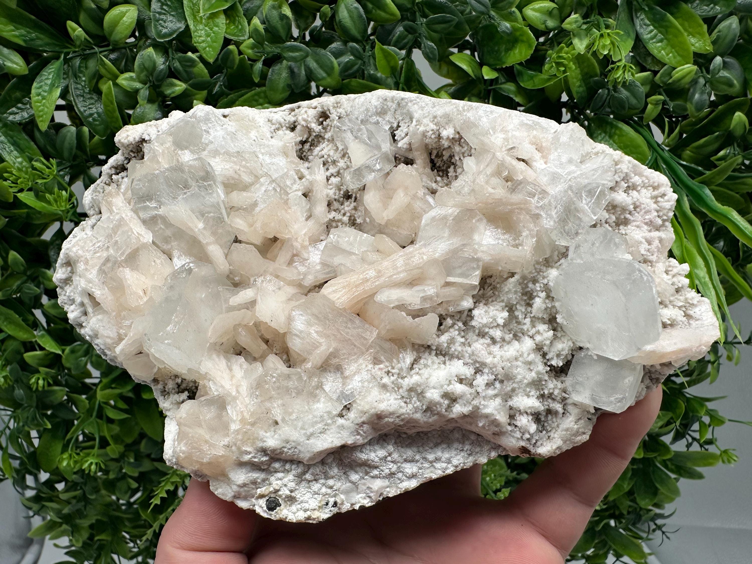 STUNNING Transparent Apophyllite on Chalcedony,natural, collection minerals specimen,India Minerals,Crystal, Stone Mineral Specimens India
