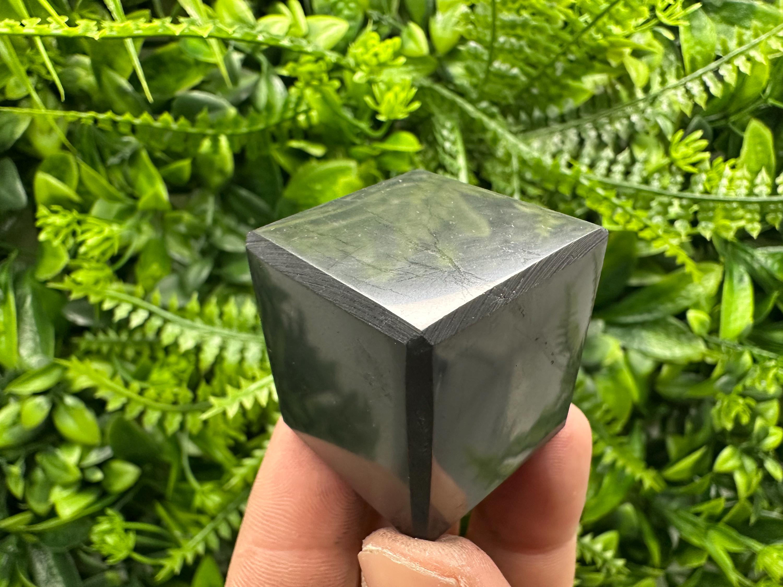 3cm Shungite Cube: Polished EMF Protection Crystal