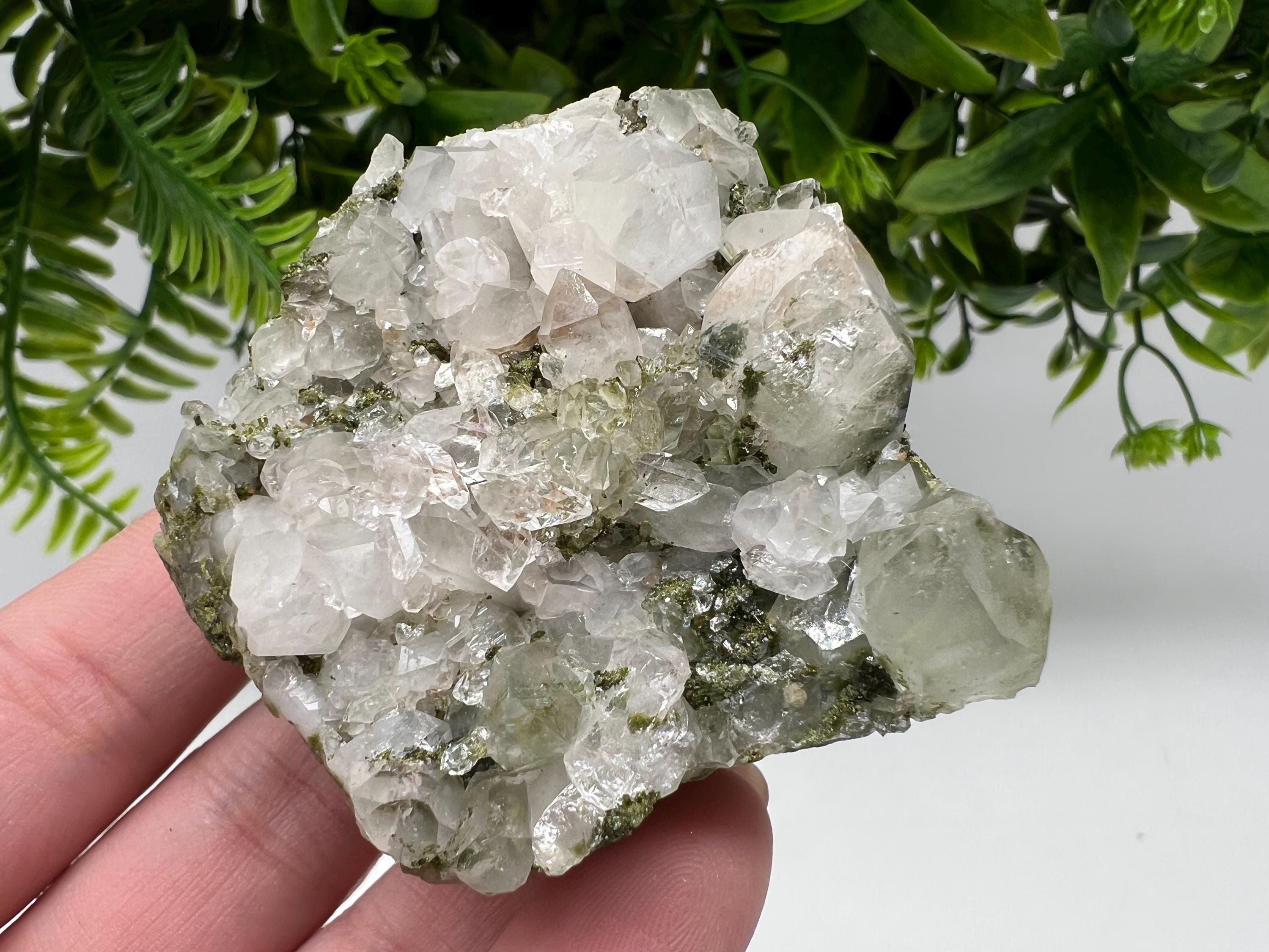 Stunning,Epidote with Quartz from Hakkari Turkey,Rainbow EPIDOTE,Mineral,Collection,Collection’s,GIFT,Epidote Crystal,Epidote from Turkey