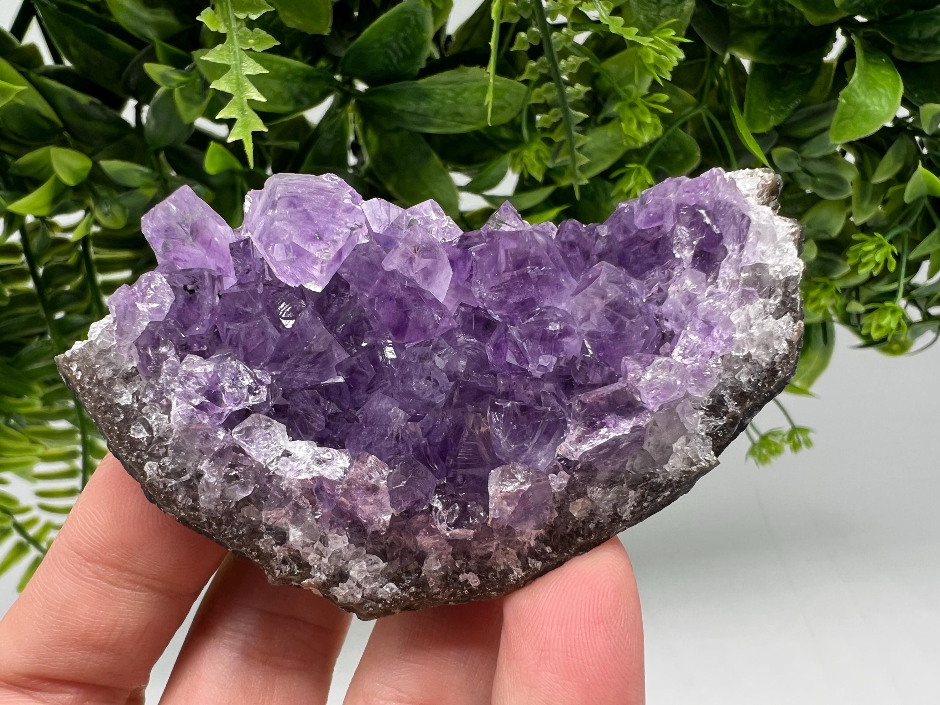 Stunning,Purple Amethyst from Uruguay,Natural Amethyst,Purple crystal,Pyrple Quartz,Crystal from Uruguay,Home decor,Energy crystal,Phantoms