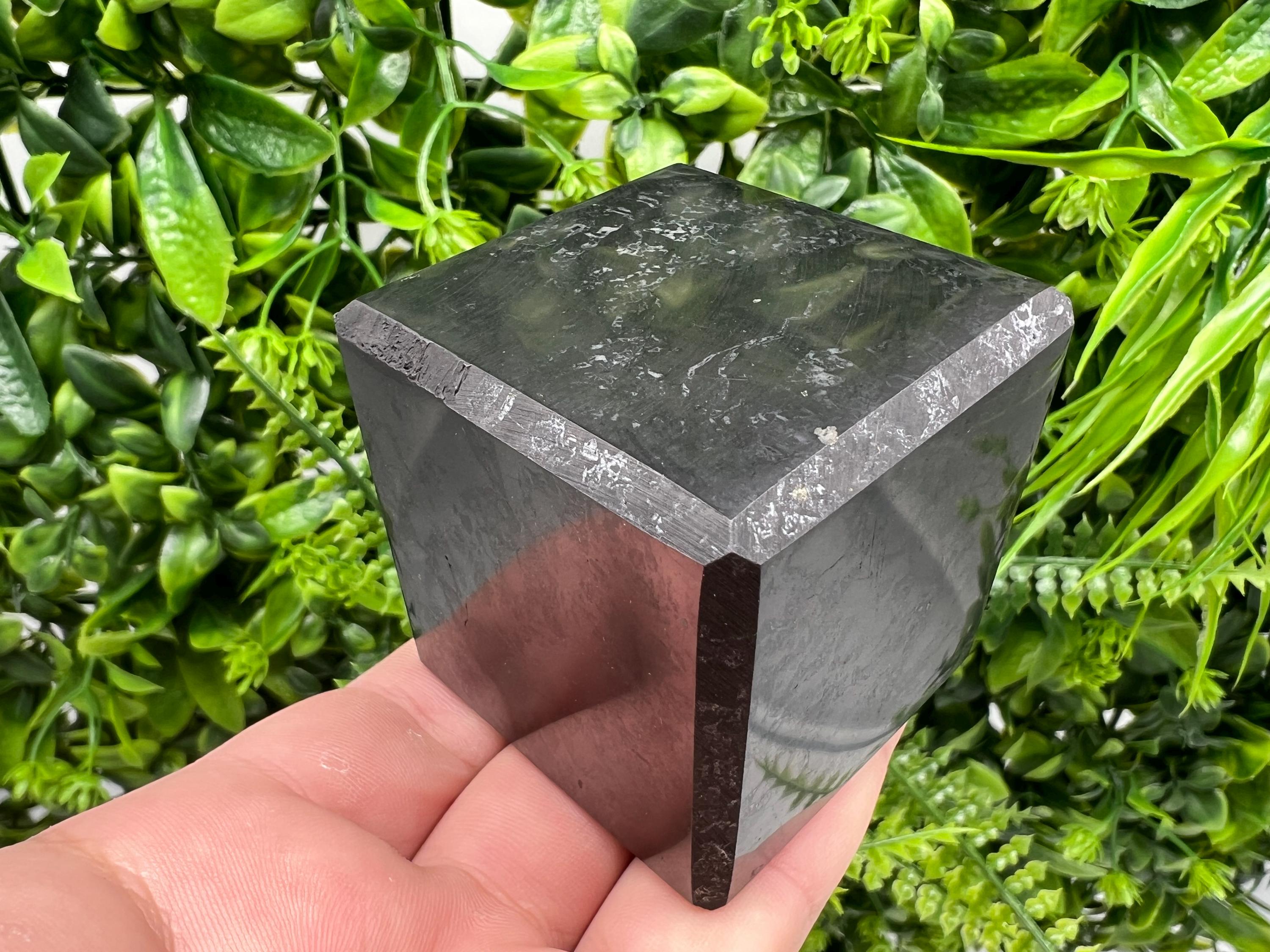 Shungite Crystal Cube (5cm): EMF & 5G Protection, Healing Stone