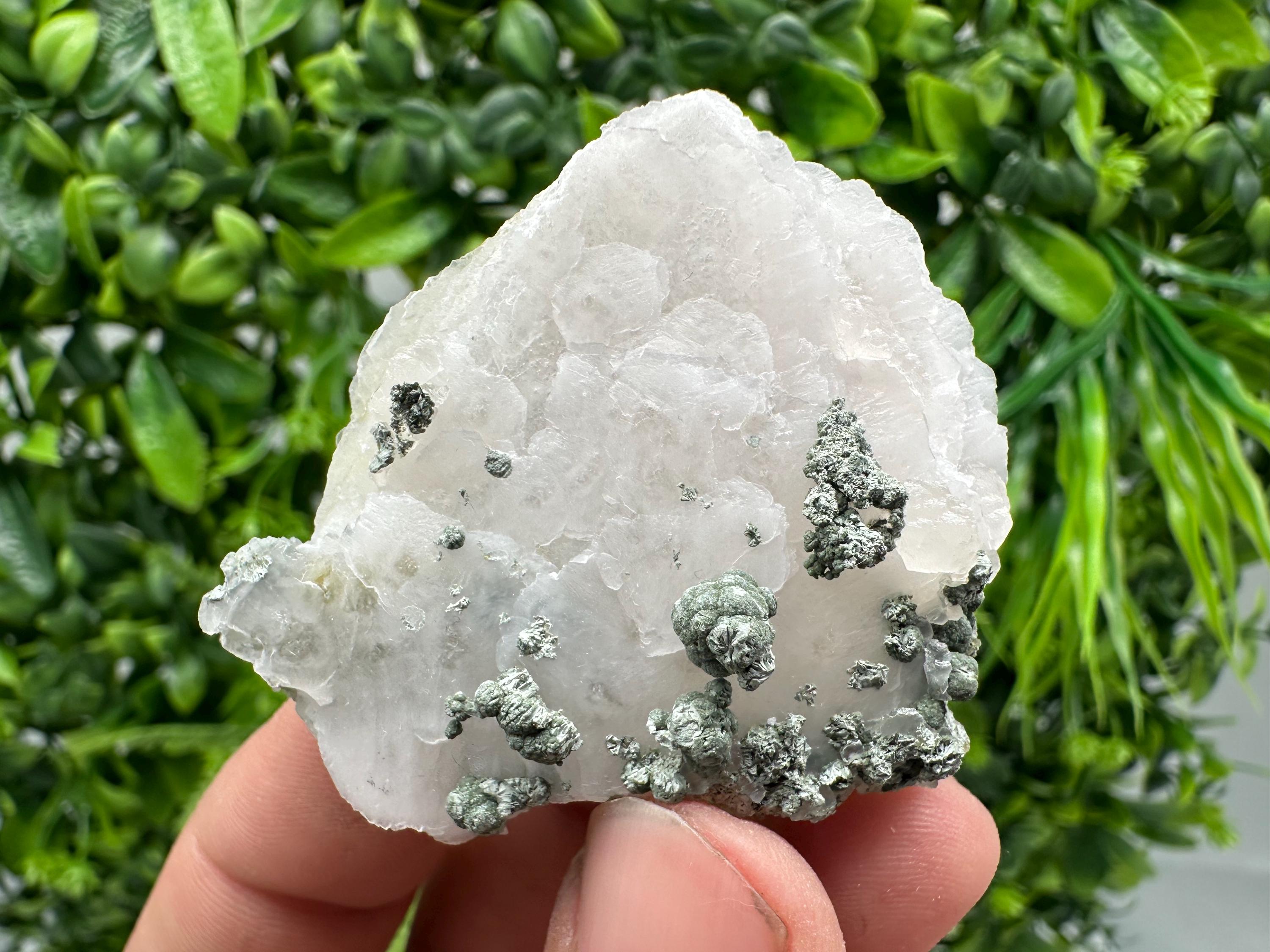 UV Mangano Calcite, Borieva Mine, Madan Bulgaria, Crystal Decor