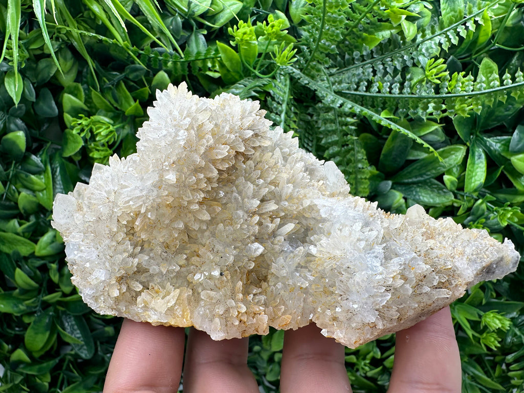 Quartz with Limonite and Iron Oxide, Crystal Home Decor (15/8/6 cm)