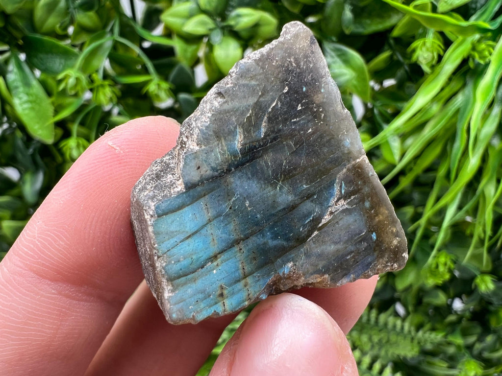 Polished Labradorite Slab: Multifire Crystal Decor - 3.5/3.2/1.5cm