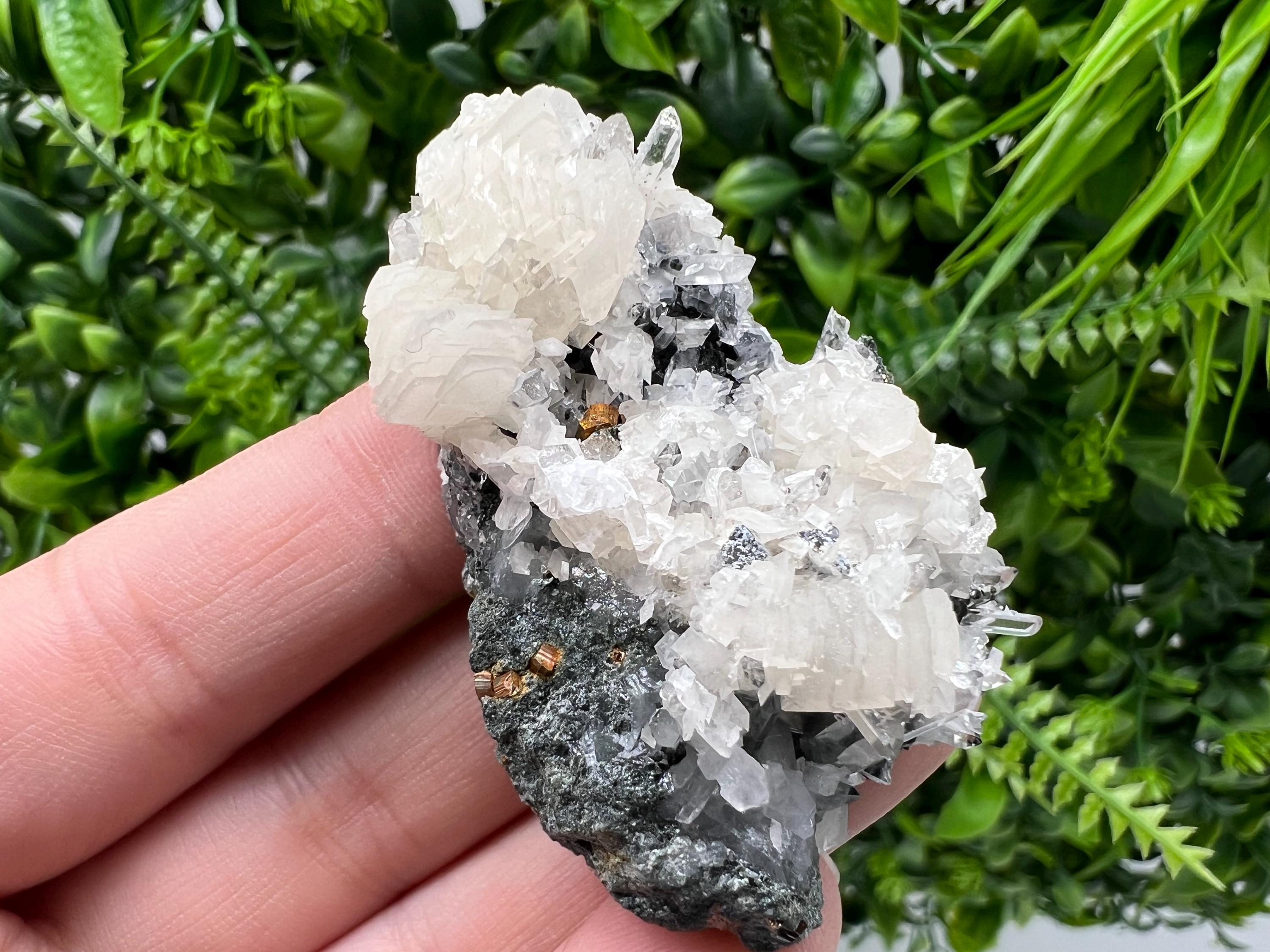 Stunning Calcite on Quartz from Borieva mine,Madan,Bulgaria,natural,collection mineral specimen,home decor stone,Rare minerals,gift,quartz