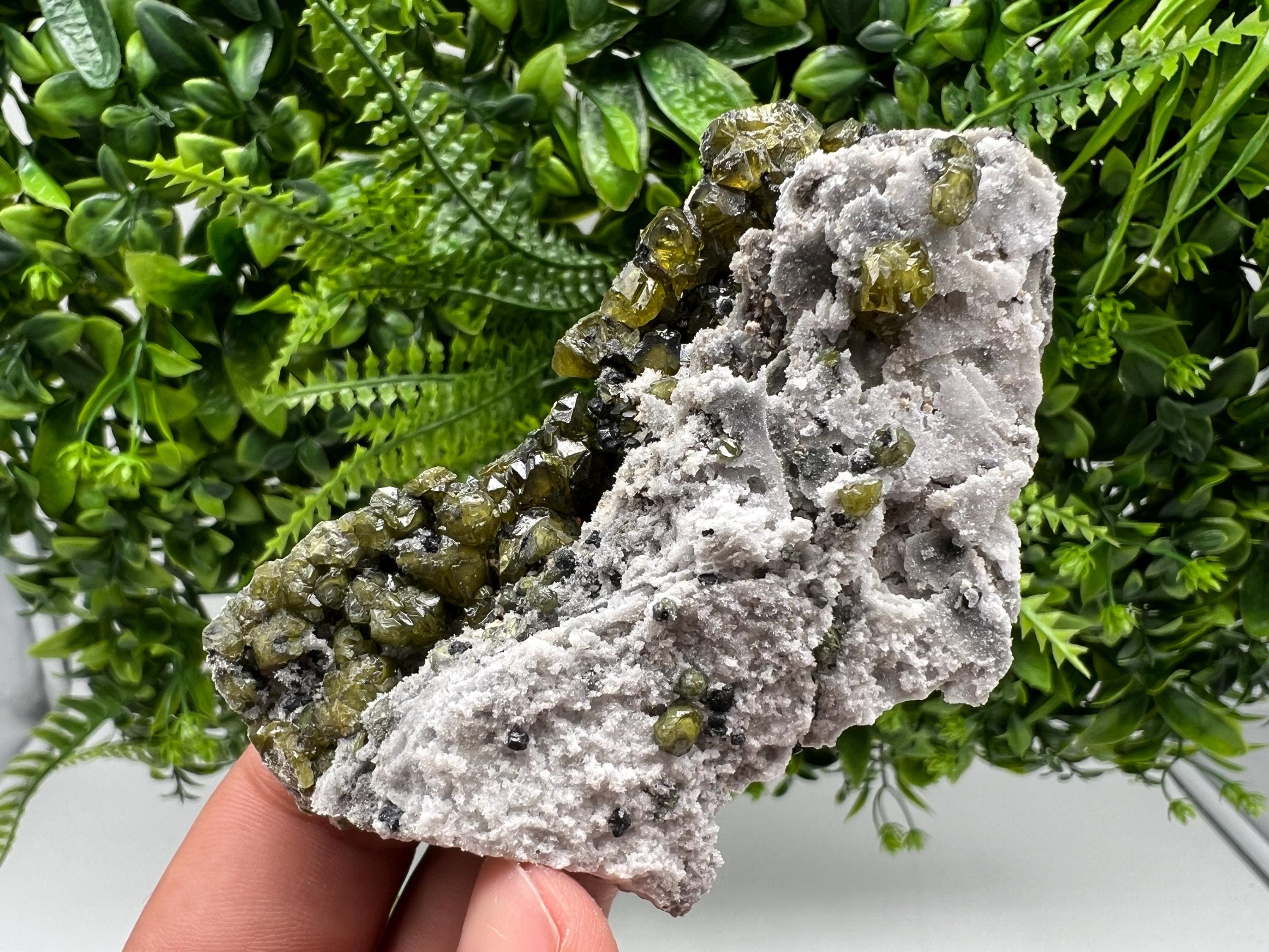 Sphalerite Cleiophane Crystal Specimen: Madan, Bulgaria
