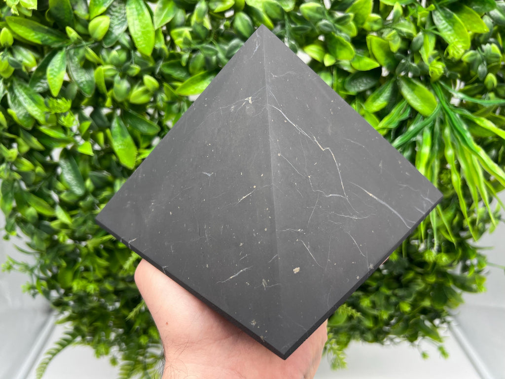 15cm Shungite Pyramid: EMF & 5G Protection Crystal