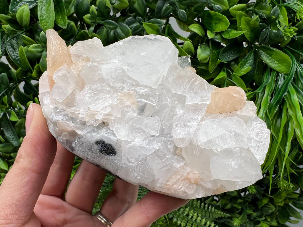 STUNNING Apophyllite,Stilbite,on CHALCEDONY,natural,collection minerals specimen,India ,Mineral,Crystal,Stone Mineral Specimen India Crystal