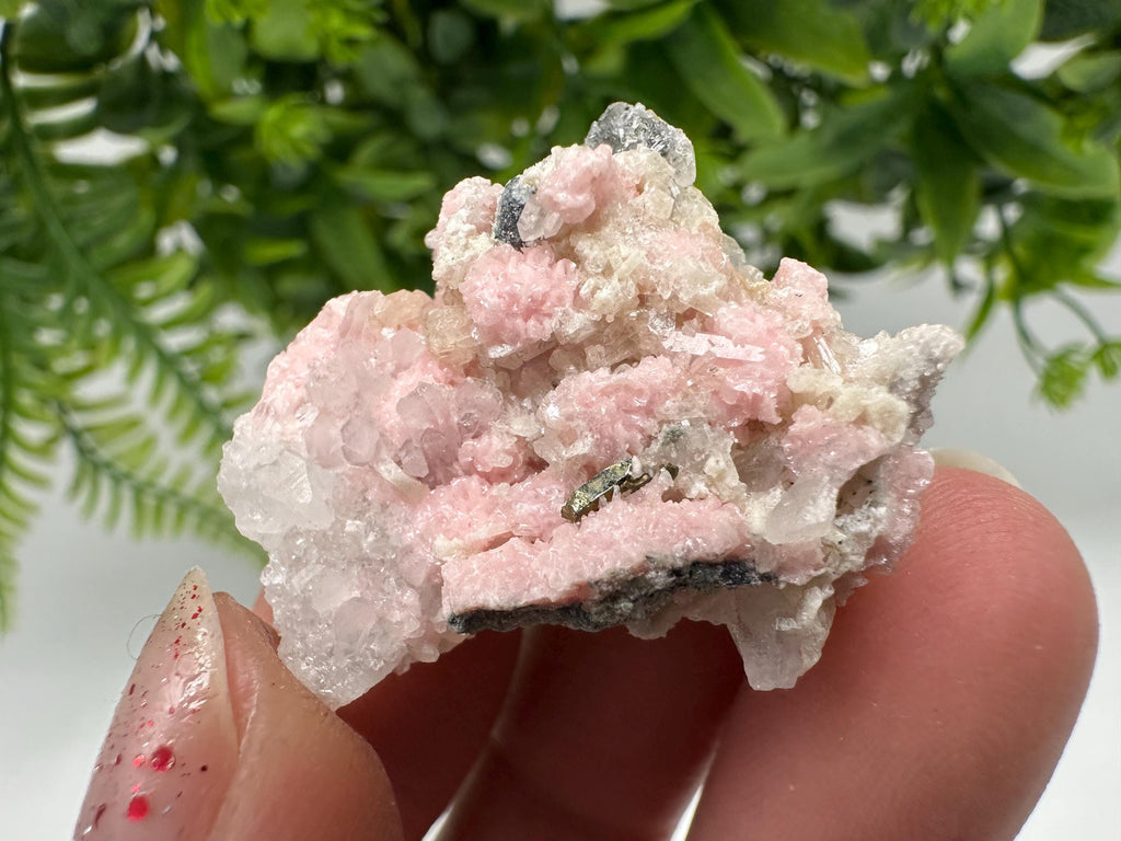 Pink Rhodochrosite Crystal: Starnica Mine, Bulgaria, Home Decor