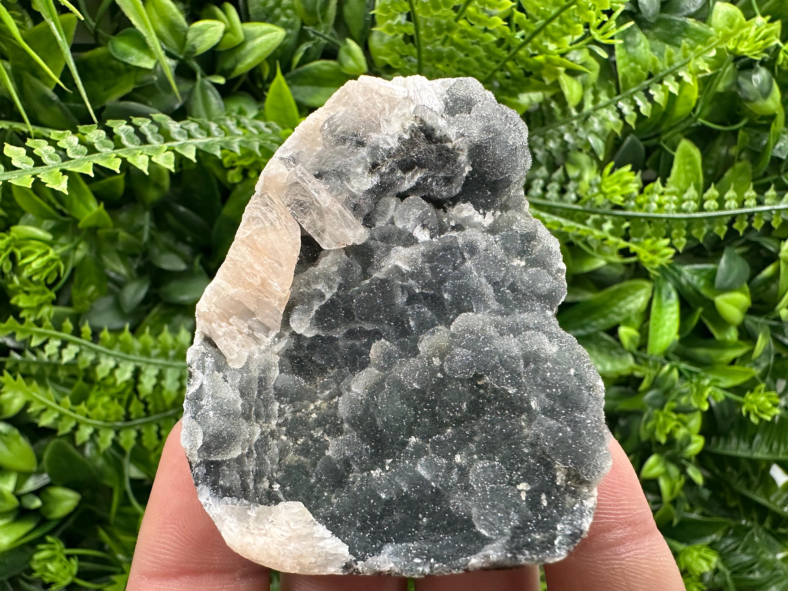 Chalcedony Specimen: Natural India Minerals, Crystal Home Decor (7/6/4cm)