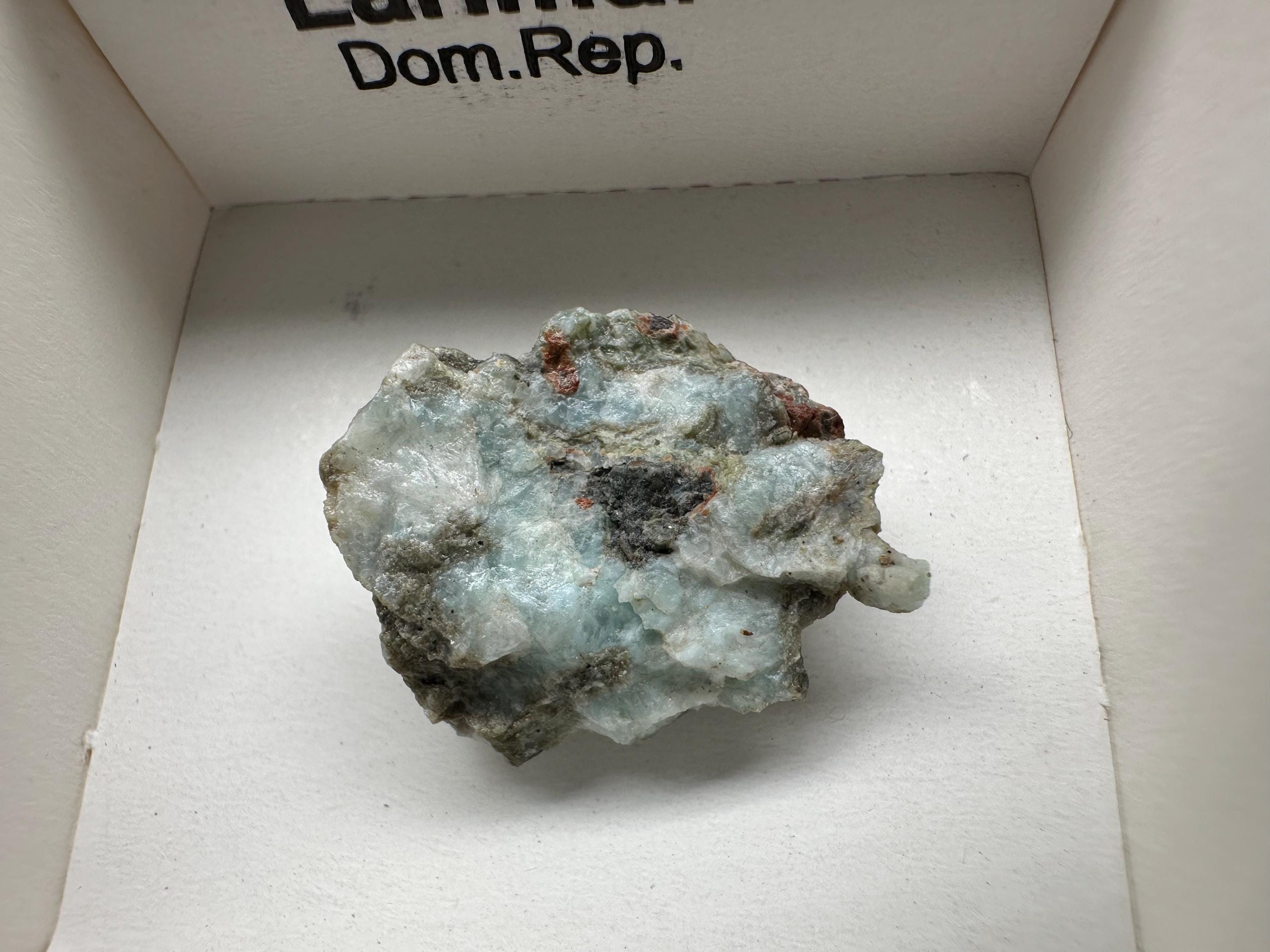Rare Raw Larimar Specimen: Dominican Republic Crystal BOX 4/4 cm