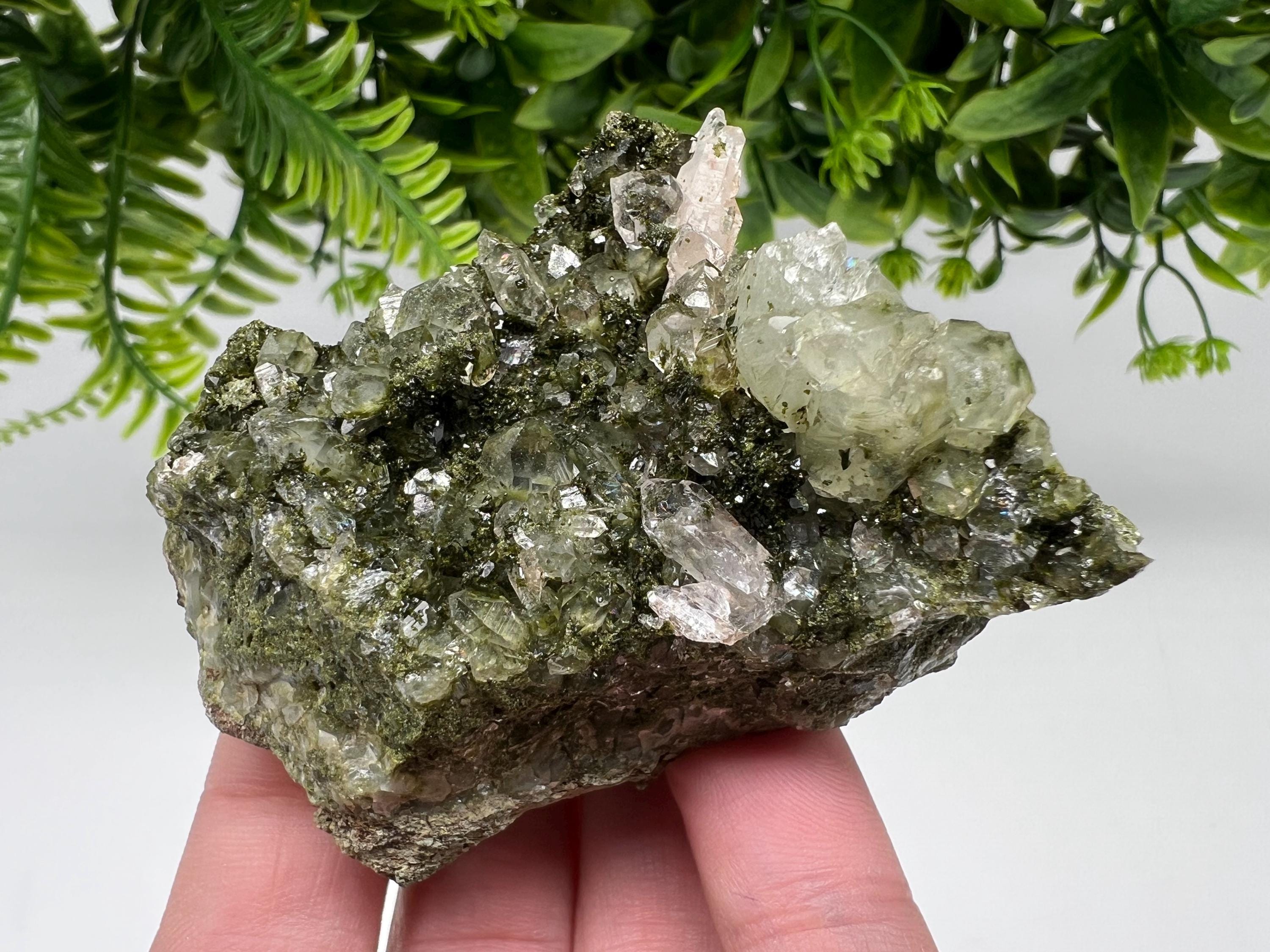 Stunning,Epidote with Quartz from Hakkari Turkey,Rainbow EPIDOTE,Mineral,Collection,Collection’s,GIFT,Epidote Crystal,Epidote from Turkey