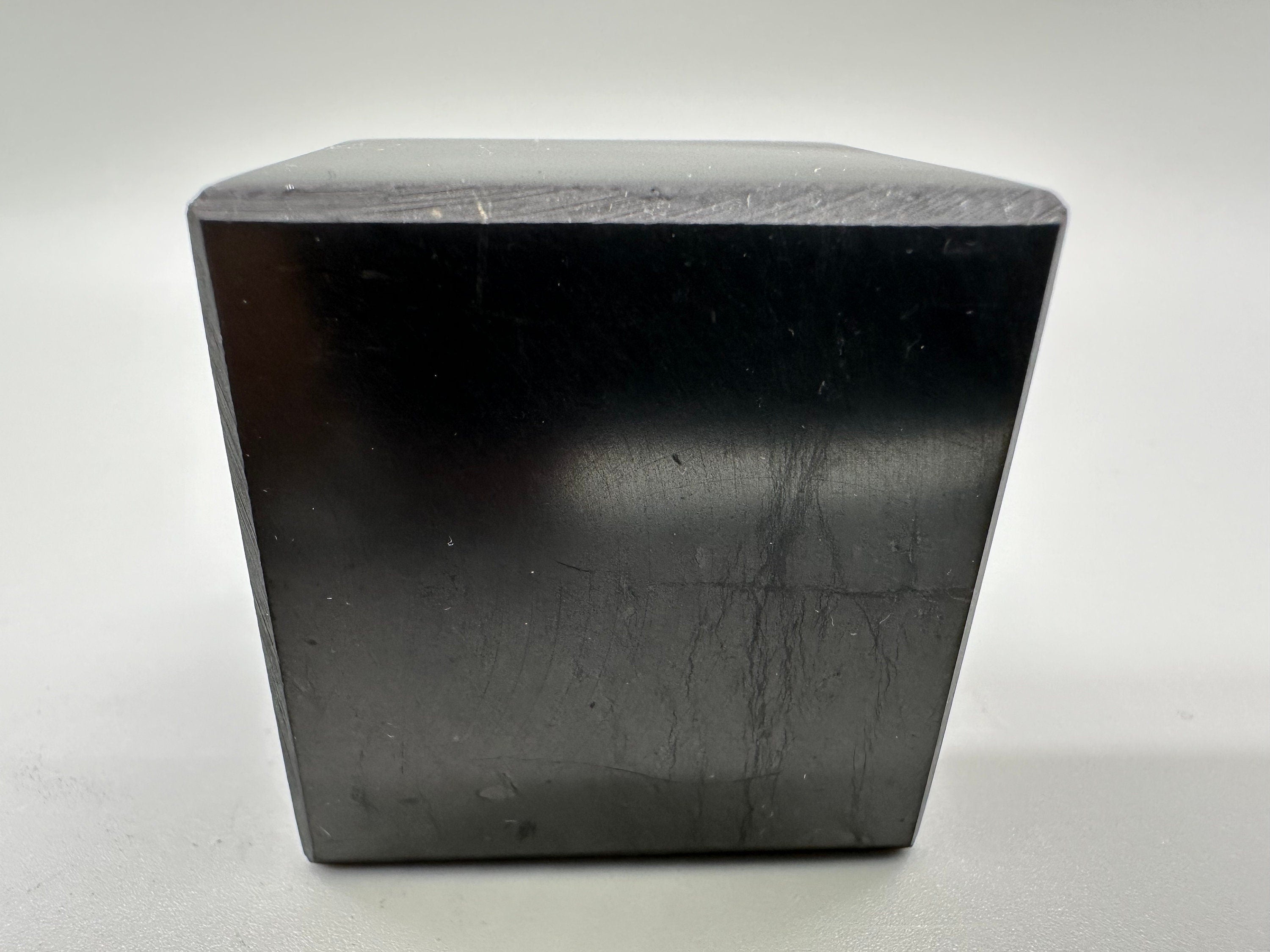 Shungite Crystal Cube (4cm): EMF & 5G Protection, Healing Stone