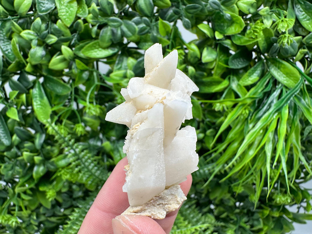 Calcite on Aragonite & Green Quartz: Djurcovo Mine, Bulgaria