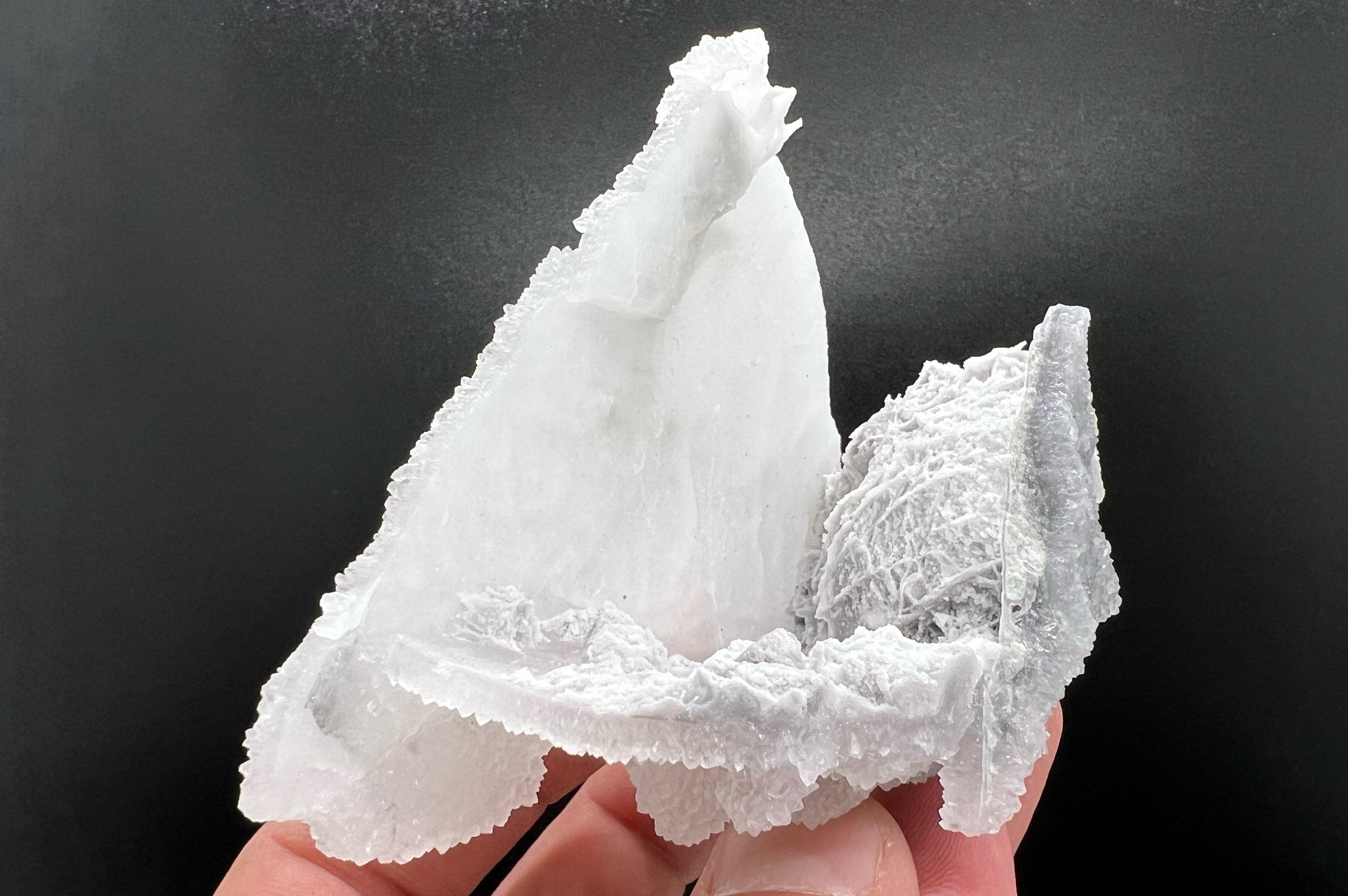 Quartz Chalcedony with Chlorite Inclusions: Deep Blue Mineral Stone