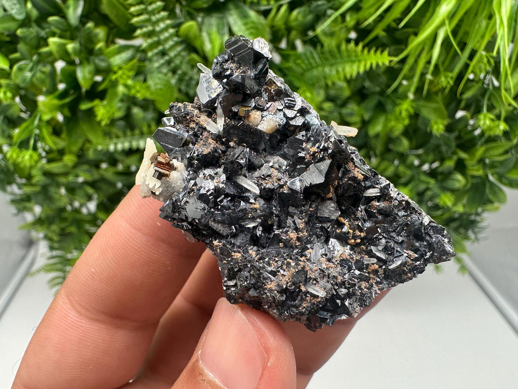 Aesthetic Sphalerite whit Calcite,Pyrite from 9th September mine,Madan,Bulgaria,natural,collection mineral specimen,Home decor stone,gift