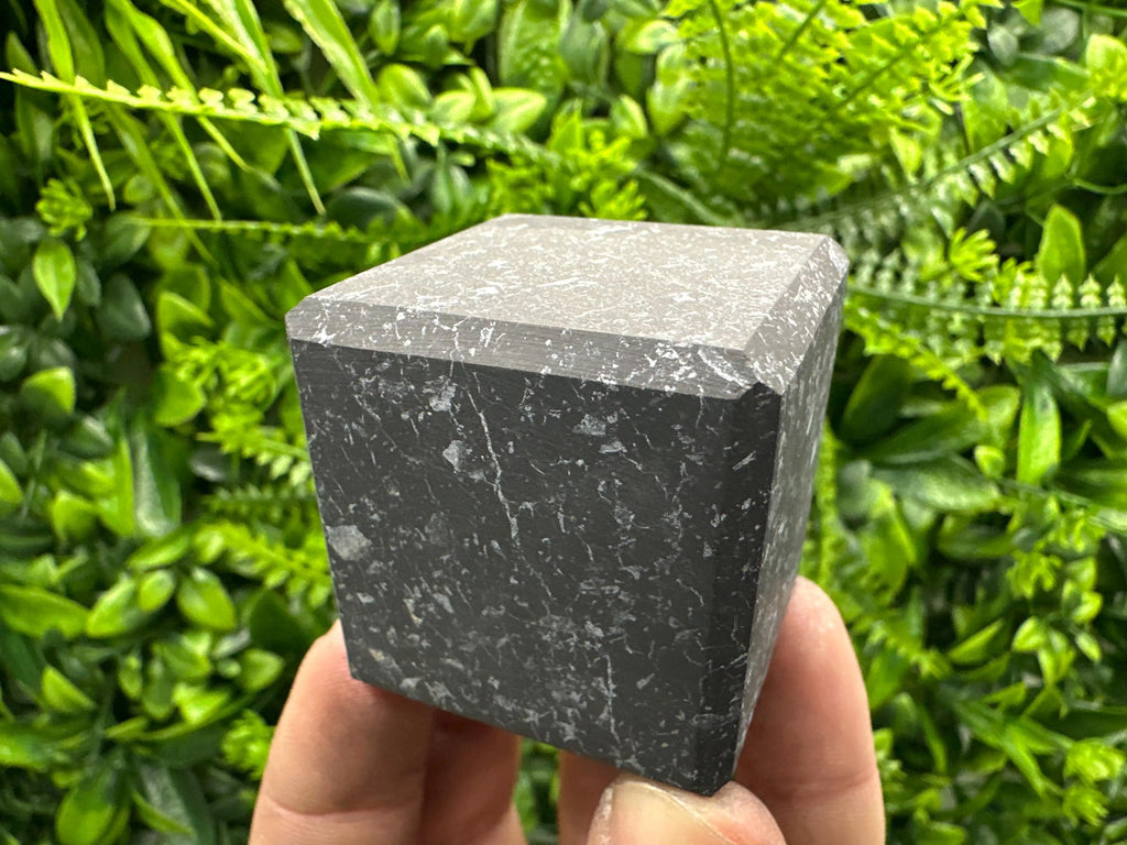 Shungite Cube 4cm: EMF & 5G Protection, Healing Crystal