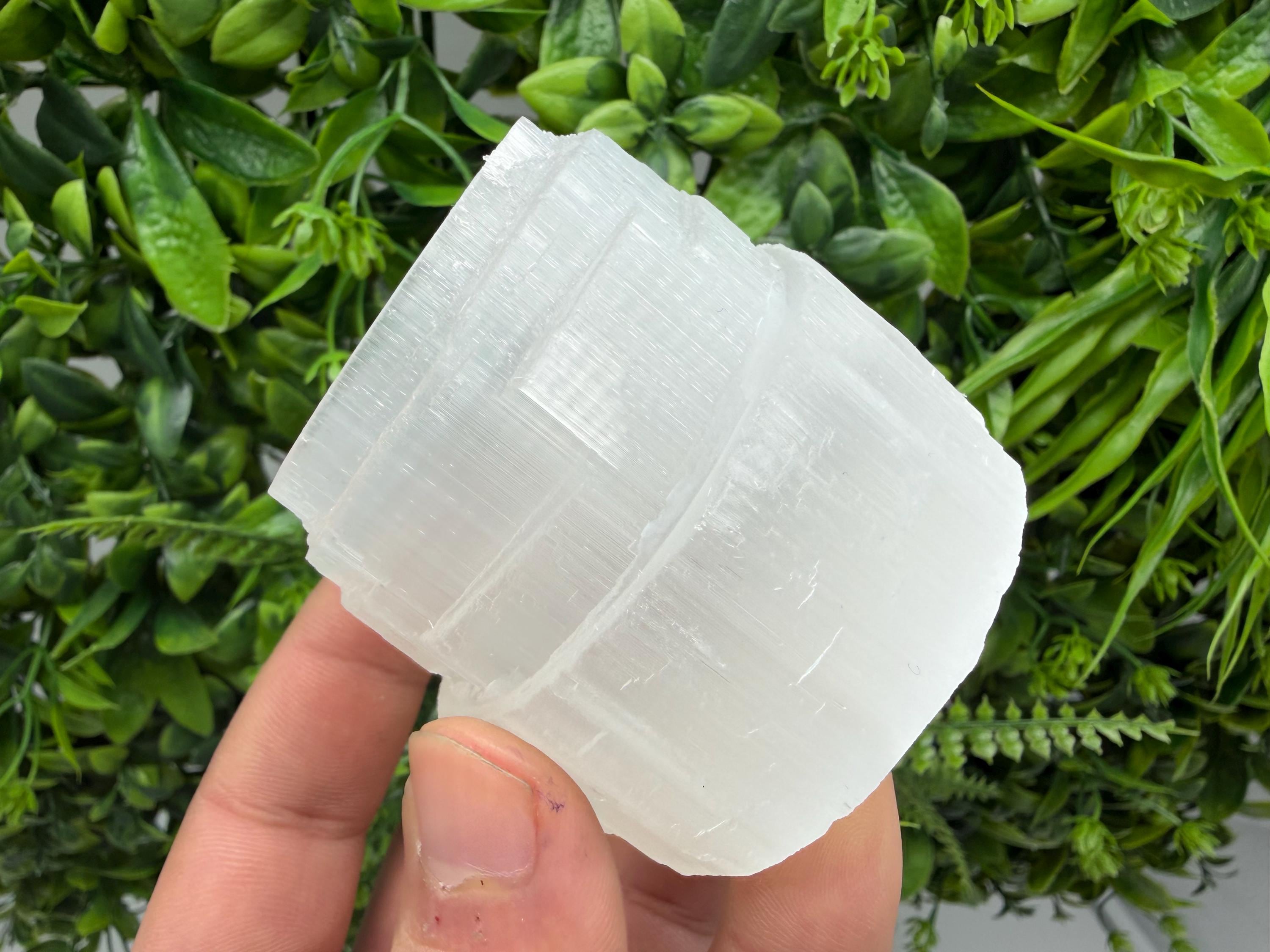 Selenite Candle Holder – Natural Crystal Decor, Energy Cleansing, Spiritual Home Accent
