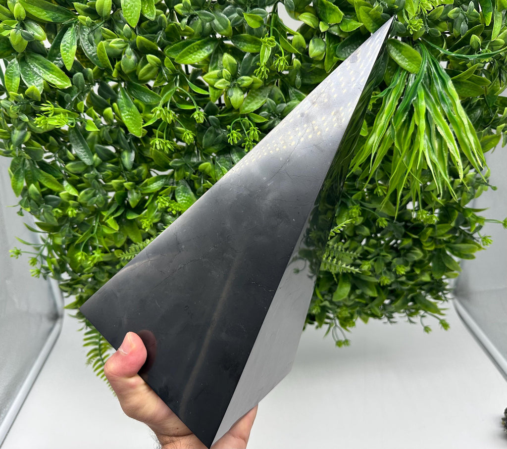 Large Shungite EMF Neutralizer Tower: 5G Protection Crystal Decor (30cm, 5500g
