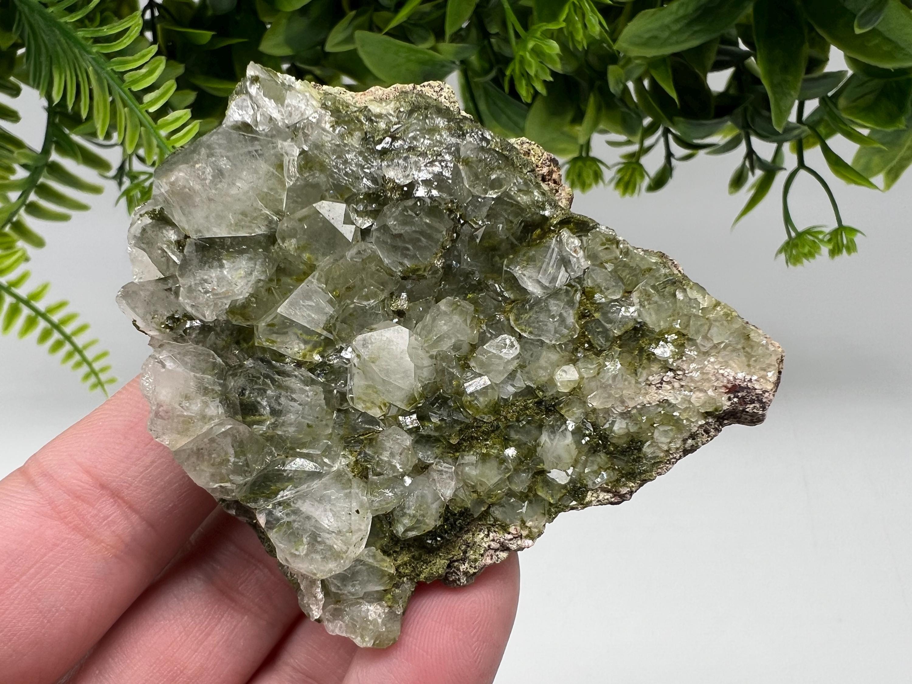 Stunning,Epidote with Quartz from Hakkari Turkey,Rainbow EPIDOTE,Mineral,Collection,Collection’s,GIFT,Epidote Crystal,Epidote from Turkey