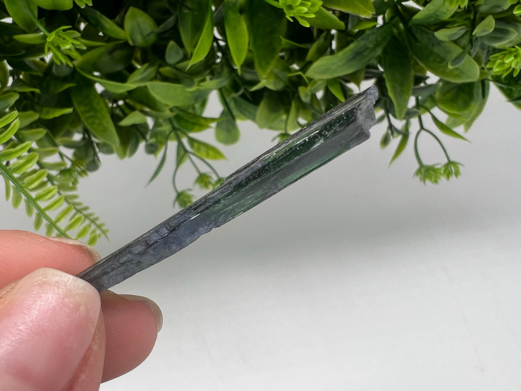 Rare Green Vivianite Crystal Mineral Specimen: Home Decor Gift (5.7cm, 1g)
