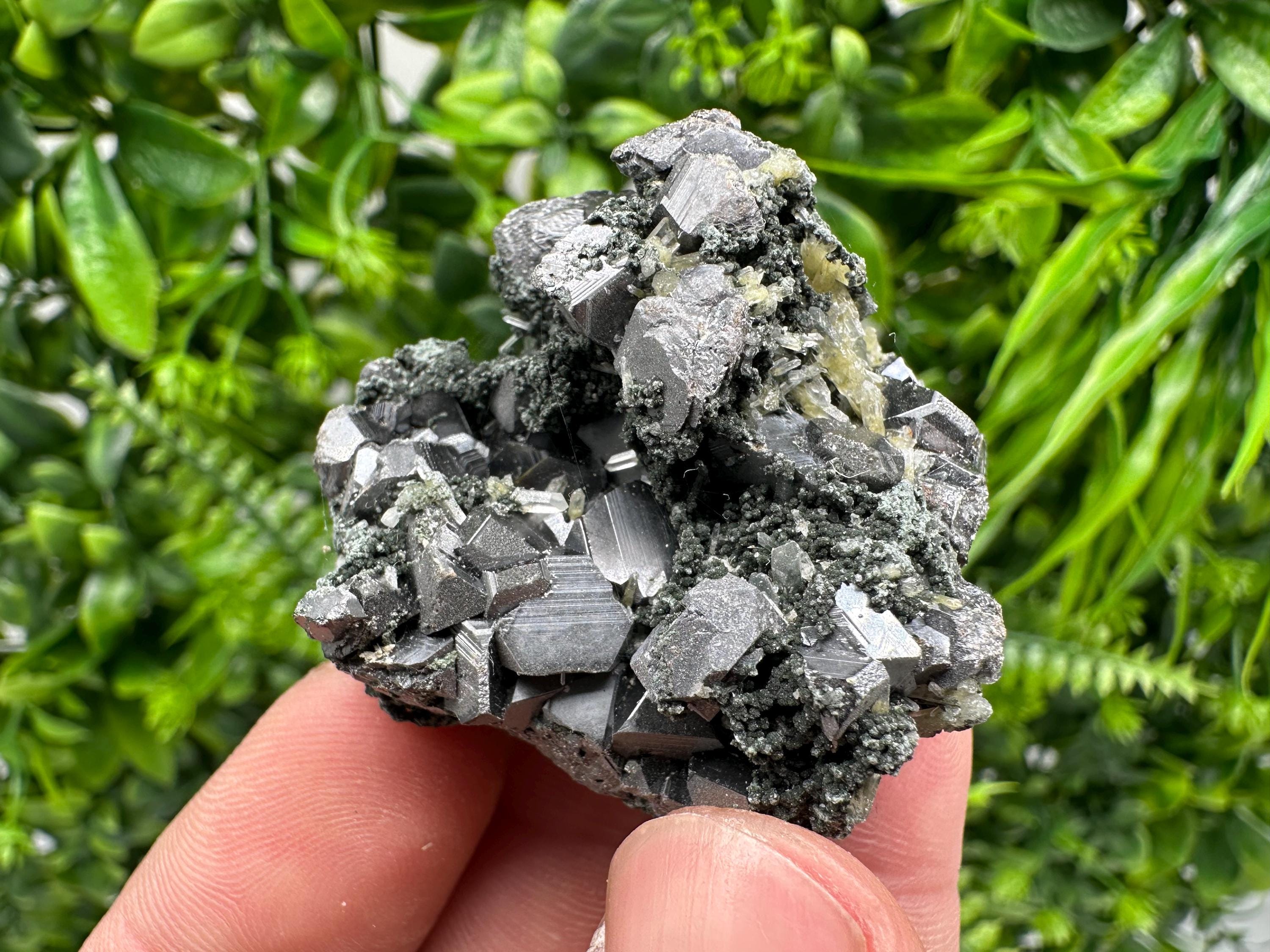 Aesthetic bigger Sphalerite whit Chlorite from Borieva mine Madan Bulgaria natural minerals souvenir crystal gift home decor stone rock